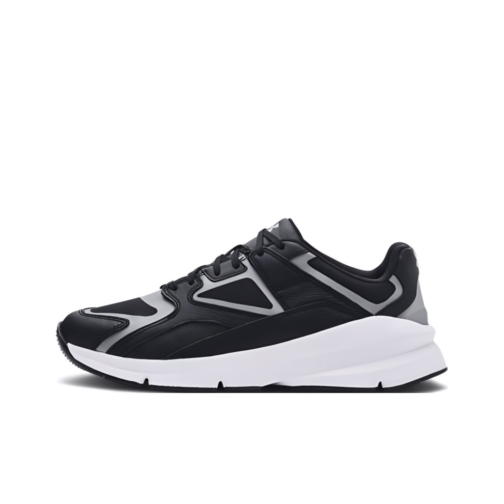 Men Shoes Under Armour - حذاء رياضي للجري من Under Armour