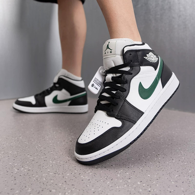 أحذية نايك للرجال لكرة السلة A - مراجعة Men Shoes Jordan وسعره