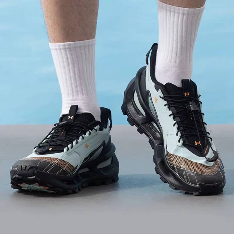 أحذية Under Armour للرجال والن - مراجعة Men Shoes Under Armour وسعره