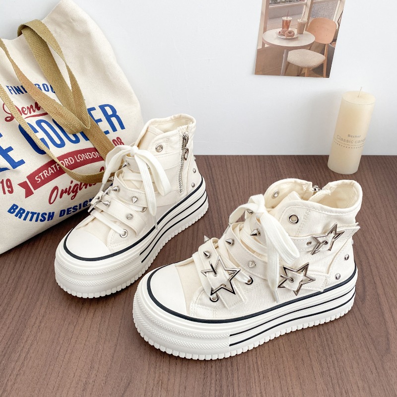 أحذية نسائية جديدة على الطراز  - مراجعة Canvas Sneaker High وسعره