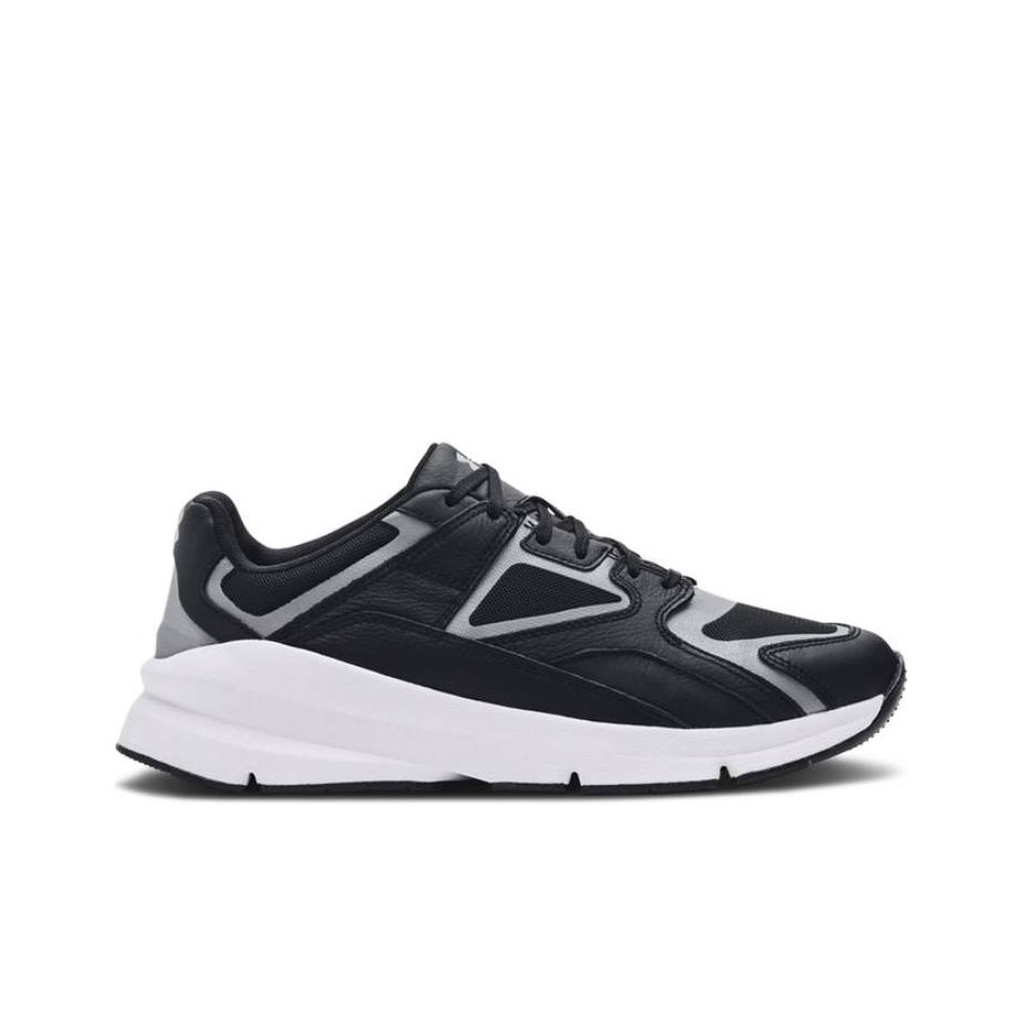 حذاء رياضي للجري من Under Armo - مراجعة Men Shoes Under Armour وسعره
