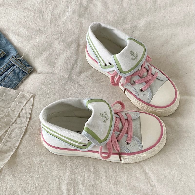 أحذية قماشية عالية الرقبة بتصم - مراجعة Canvas Sneaker High وسعره