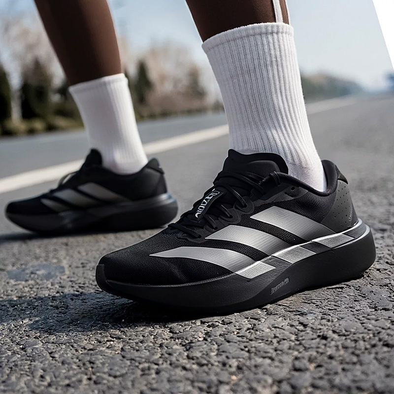 أحذية أديداس للرجال، مصممة لسب - مراجعة Men'S Shoes Half Cut وسعره