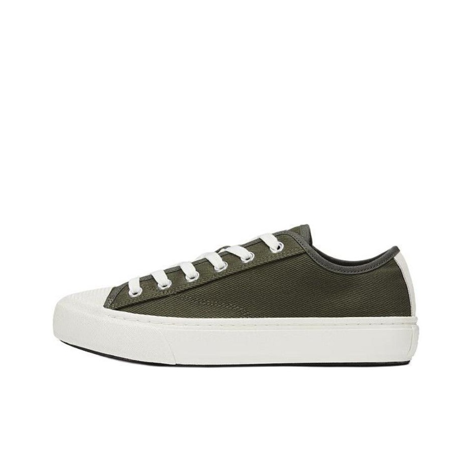 حذاء لاكوست منخفض الارتفاع من  - مراجعة Men Shoes Lacoste وسعره
