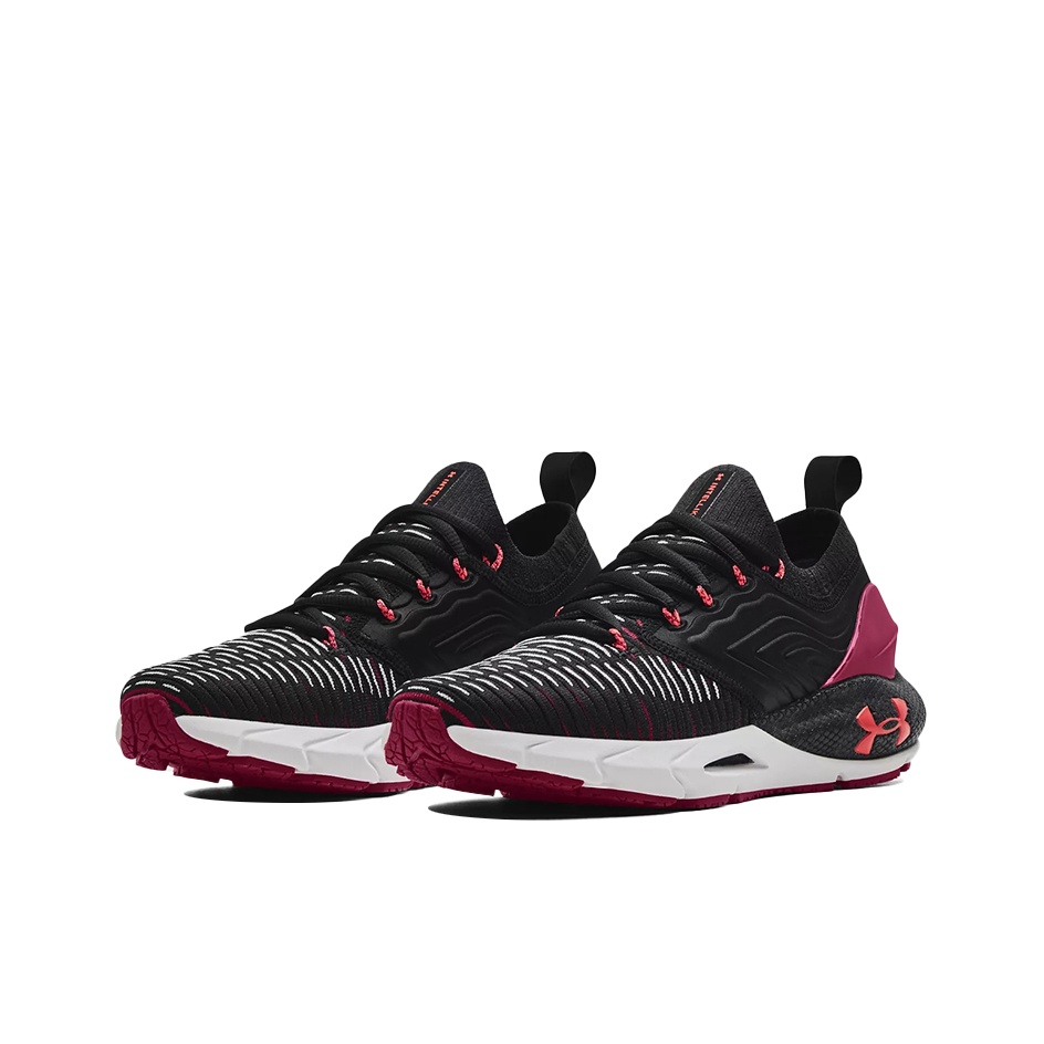 حذاء رياضي نسائي من Under Armo - مراجعة Men Shoes Under Armour وسعره
