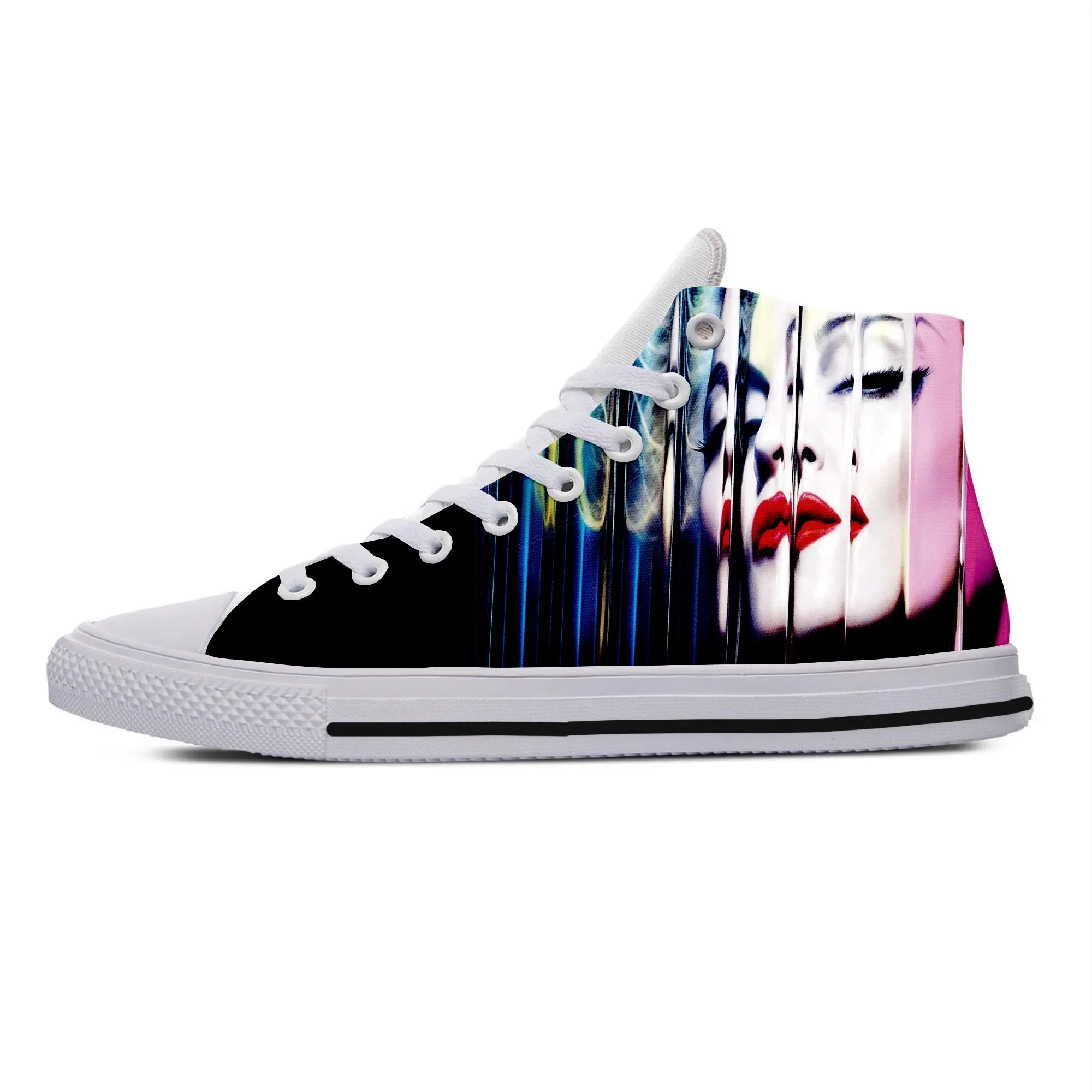 أحذية مادونا الكلاسيكية العصري - مراجعة Canvas Sneaker High وسعره
